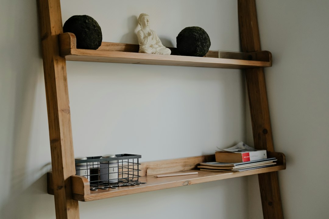 Practical storage with natural texture